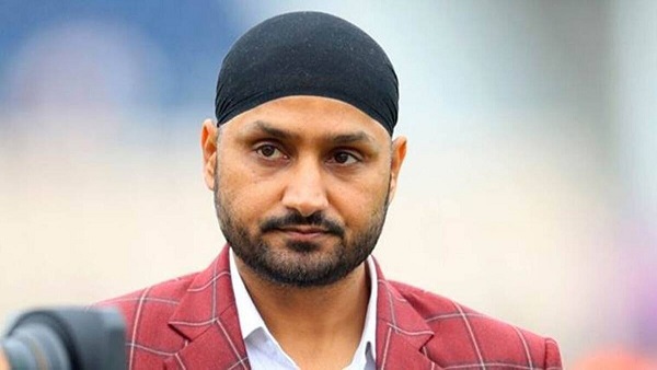 हरभजन सिंह पाकिस्तान भारत पाकिस्तान क्रिकेट विवाद एशिया कप 2025 इंडिया पाक मैच भारतीय जवान और क्रिकेट क्रिकेट में राजनीति हरभजन का बयान