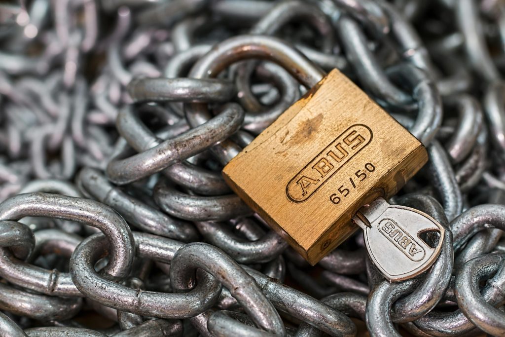 lock and key image 